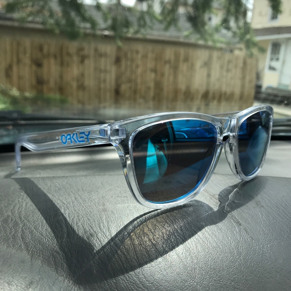 Oakley Frogskins😎